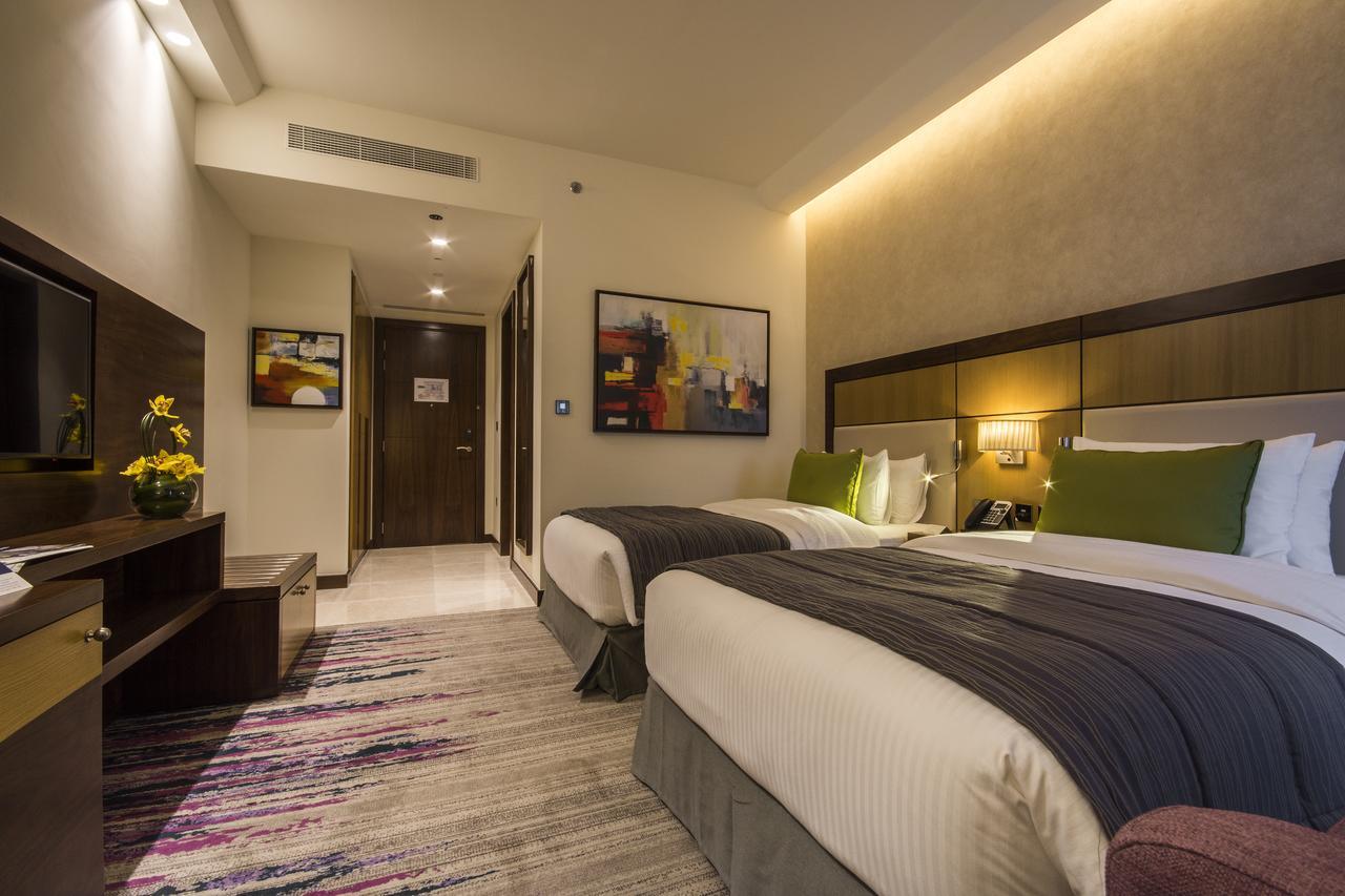 Deluxe Twin Room transfers to the beach selected malls & on F&B & Spa